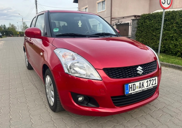 Suzuki Swift cena 23499 przebieg: 143979, rok produkcji 2012 z Czersk małe 631